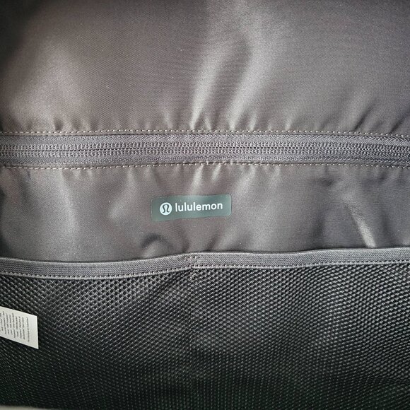 NWT LULULEMON TCA6 Grey Camo Lightweight New Crew Backpack OS Updated - Picture 10 of 13